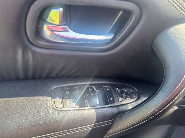 Used 2018 Nissan Armada SL w/ Moonroof Package RWD image 18