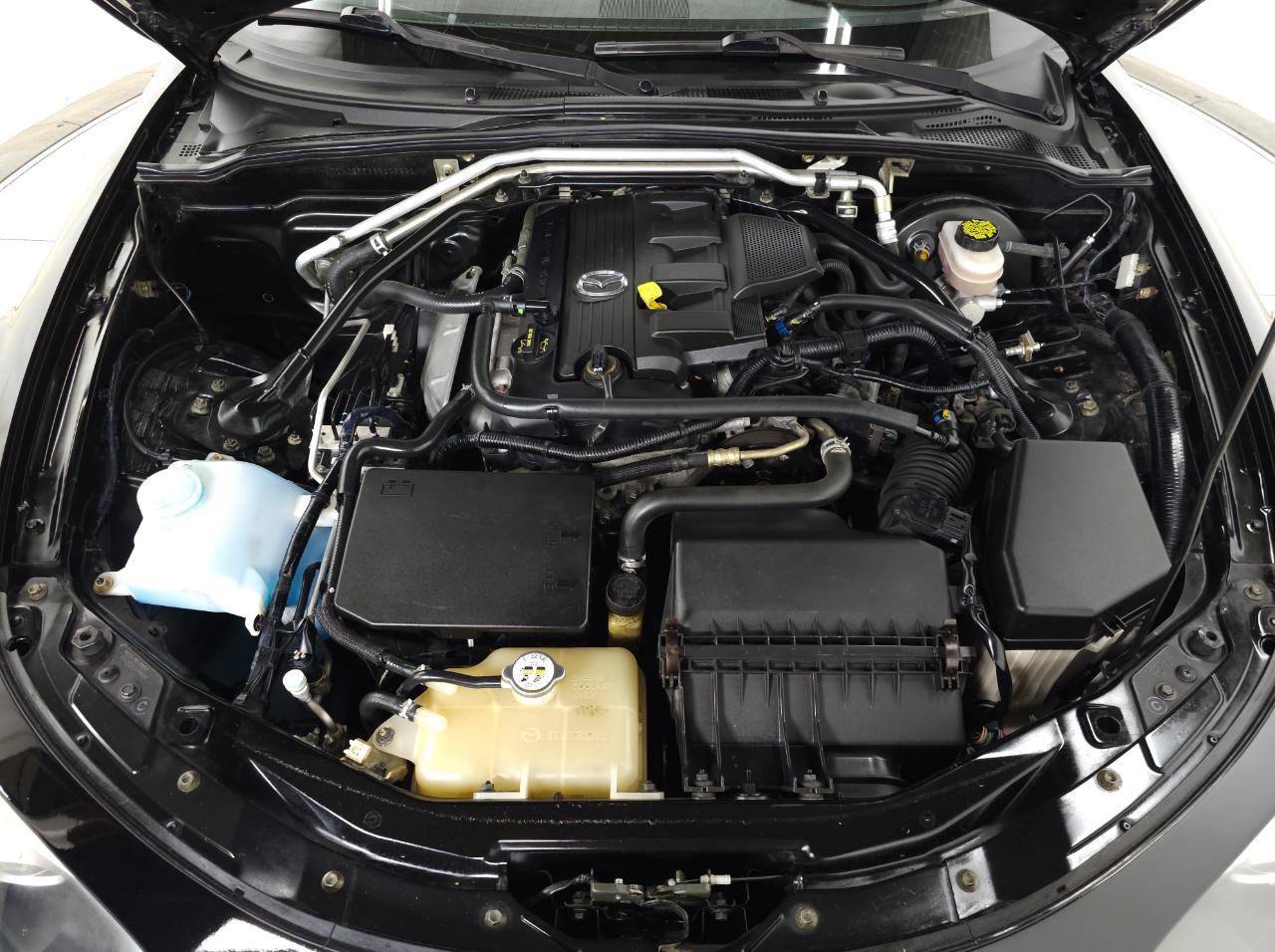 Used 2006 MAZDA MX-5 Miata Grand Touring w/ Premium Pkg RWD image 31