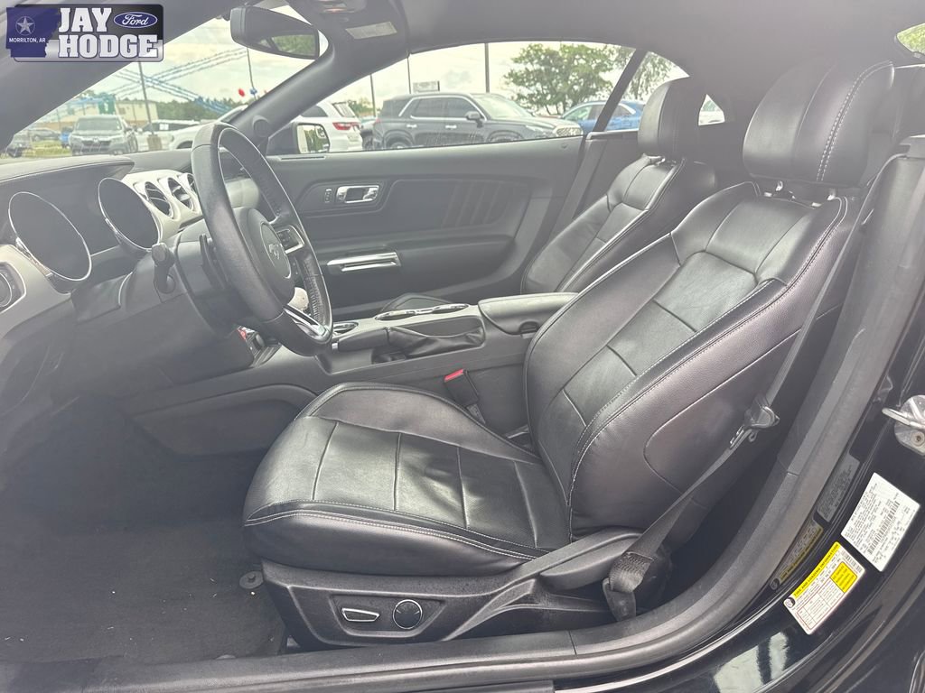 Used 2017 Ford Mustang Premium RWD image 20