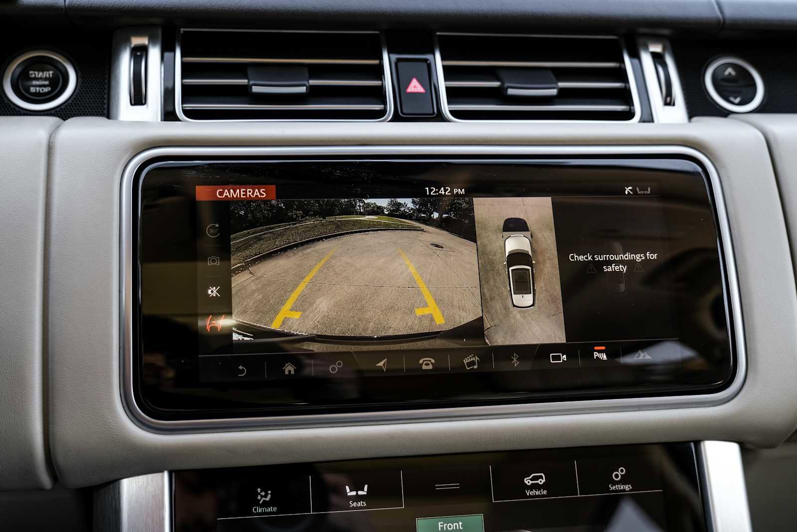 Used 2019 Land Rover Range Rover Long Wheelbase Supercharged image 25