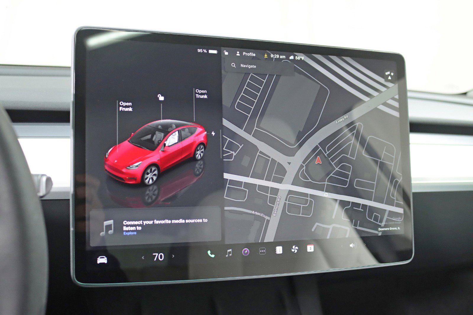 Used 2024 Tesla Model Y Long Range AWD/4WD image 16
