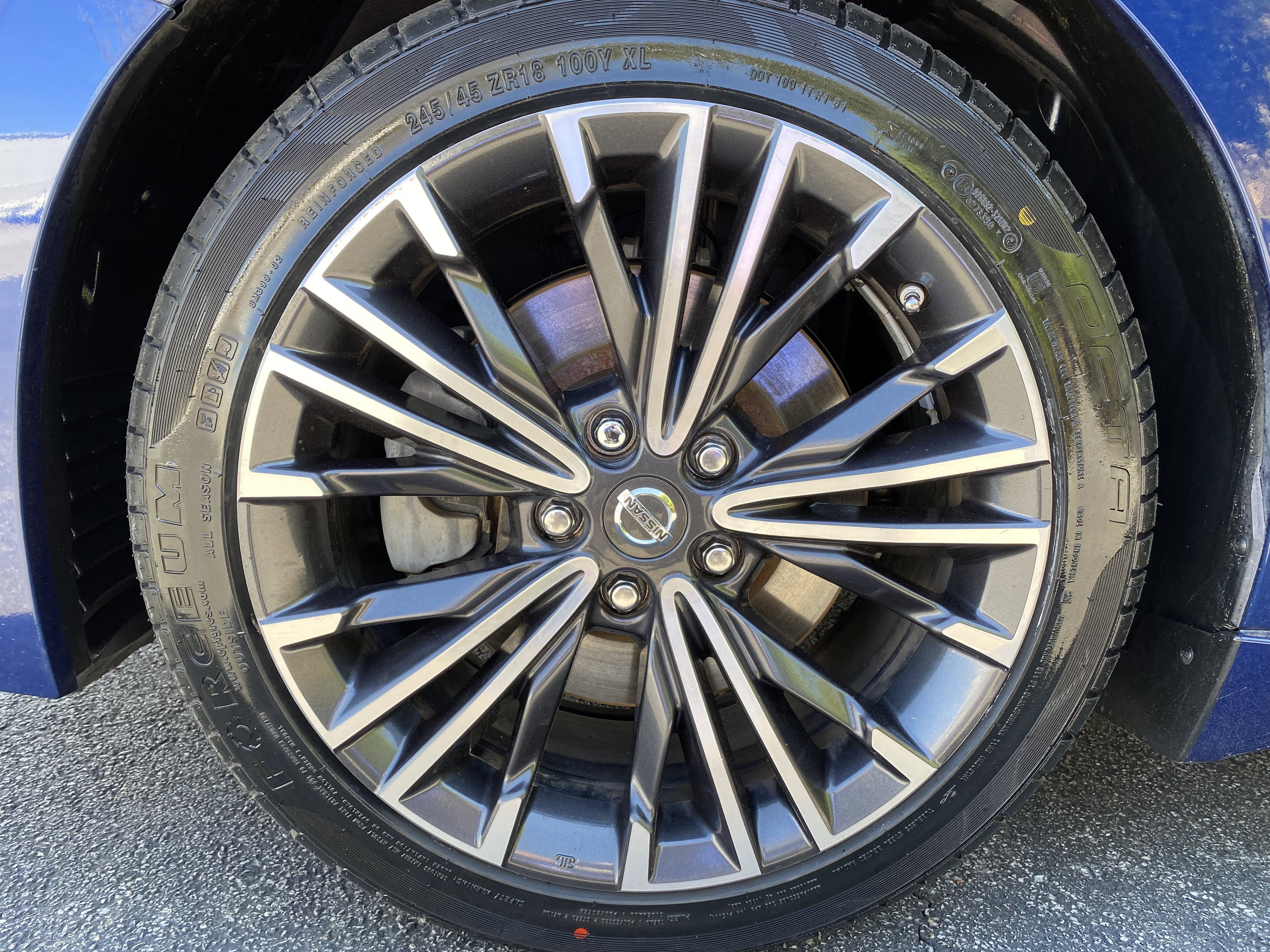 Used 2017 Nissan Maxima Platinum w/ Medallion Package image 39