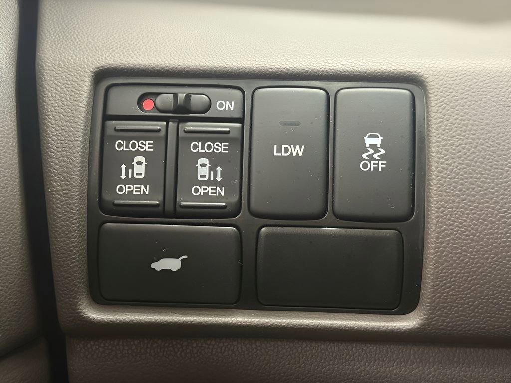 Used 2014 Honda Odyssey EX-L image 25