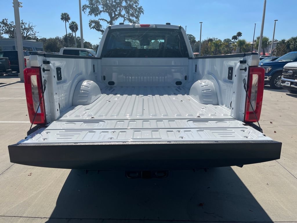 New 2026 Ford F250 XL w/ XL Chrome Package image 28