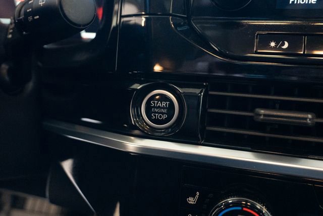 Used 2023 Nissan Pathfinder Platinum w/ Cargo Package image 35