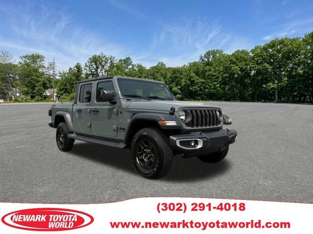 Used 2024 Jeep Gladiator Sport