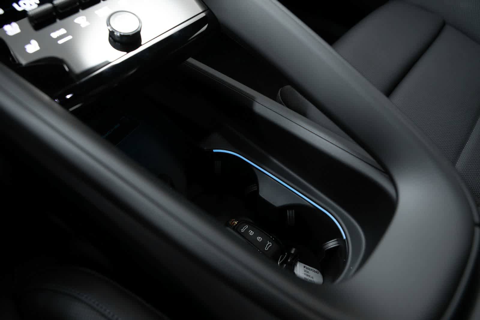 New 2026 Porsche Macan Electric RWD image 29