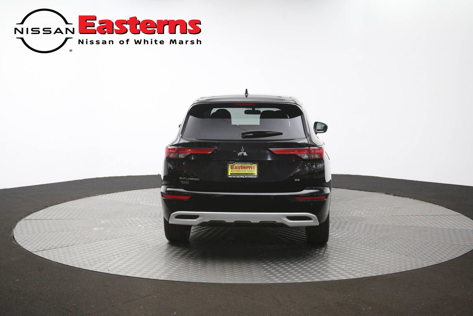 Used 2024 Mitsubishi Outlander AWD image 36