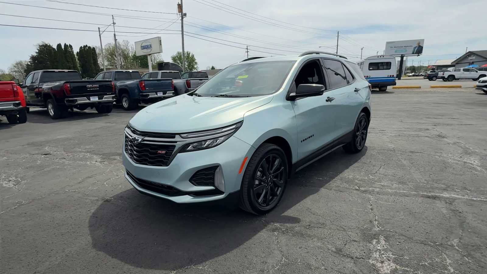 Certified 2022 Chevrolet Equinox RS w/ Infotainment Package image 4