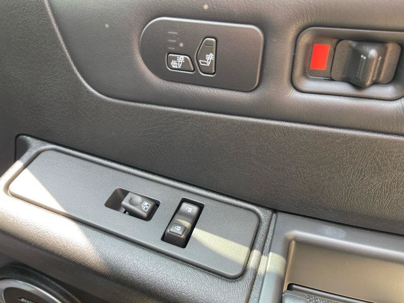 Used 2005 HUMMER H2 w/ Preferred Equipment Group AWD/4WD image 58