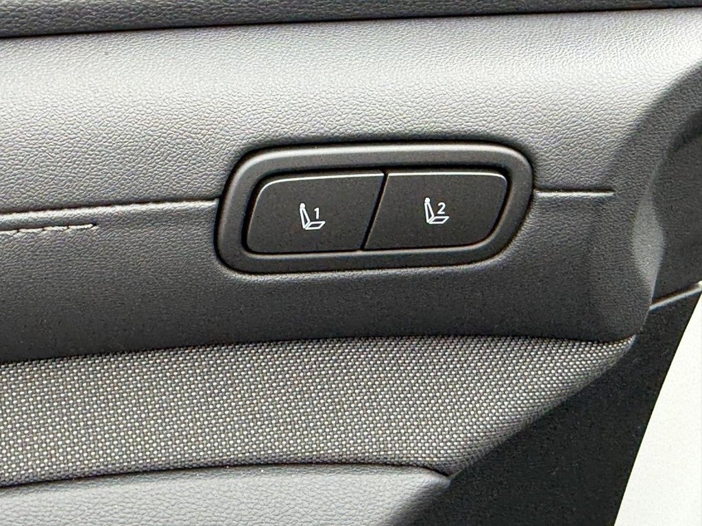 New 2025 Hyundai Santa Cruz Limited image 17