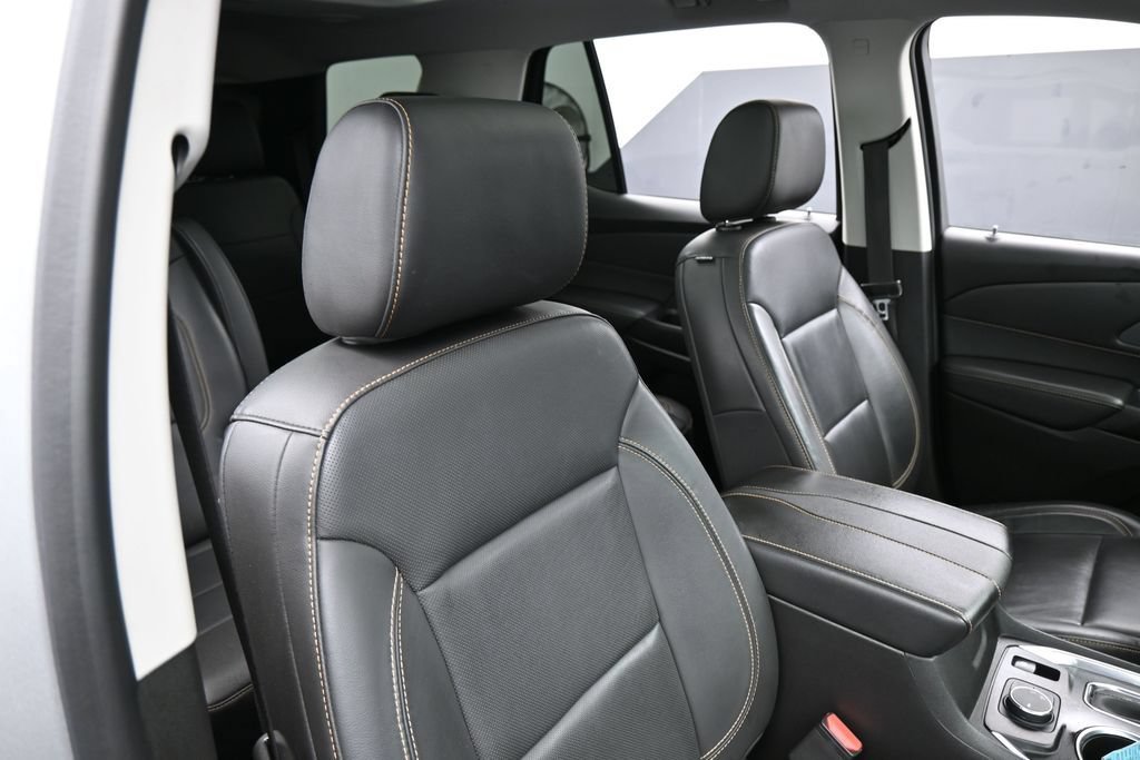 Used 2021 Chevrolet Traverse Premier w/ Redline Edition FWD image 57