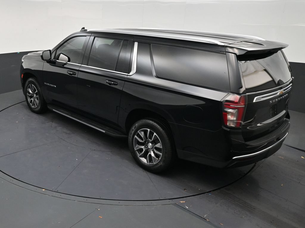 Used 2021 Chevrolet Suburban LT AWD/4WD image 13