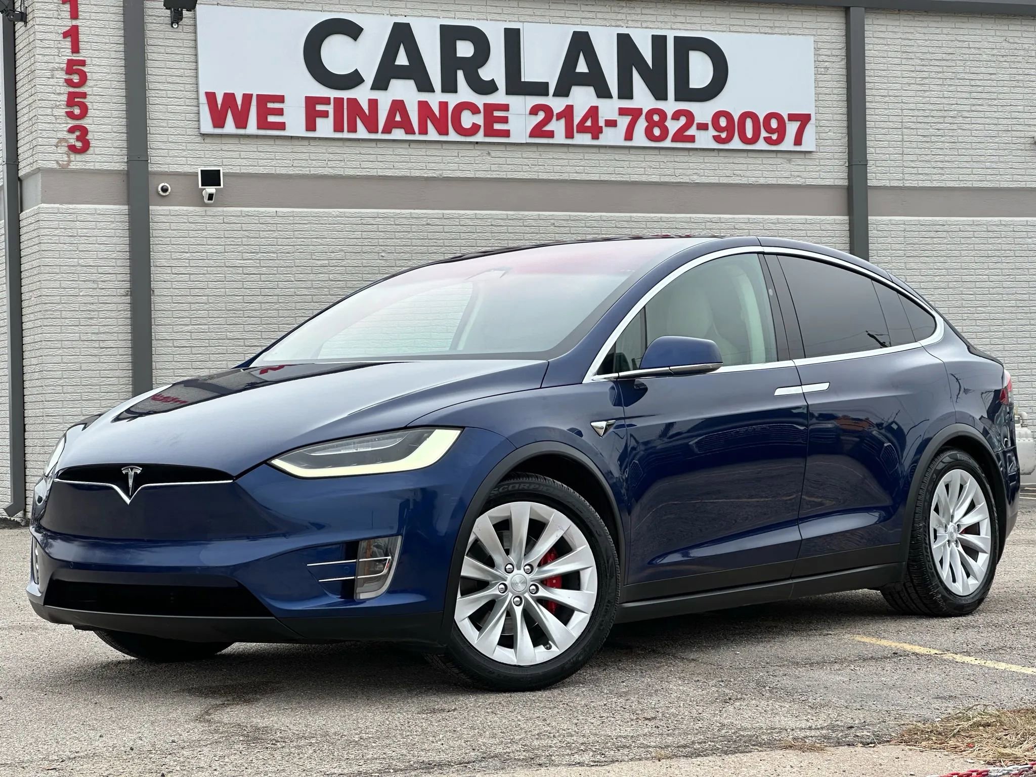 Used 2017 Tesla Model X P100D image 1