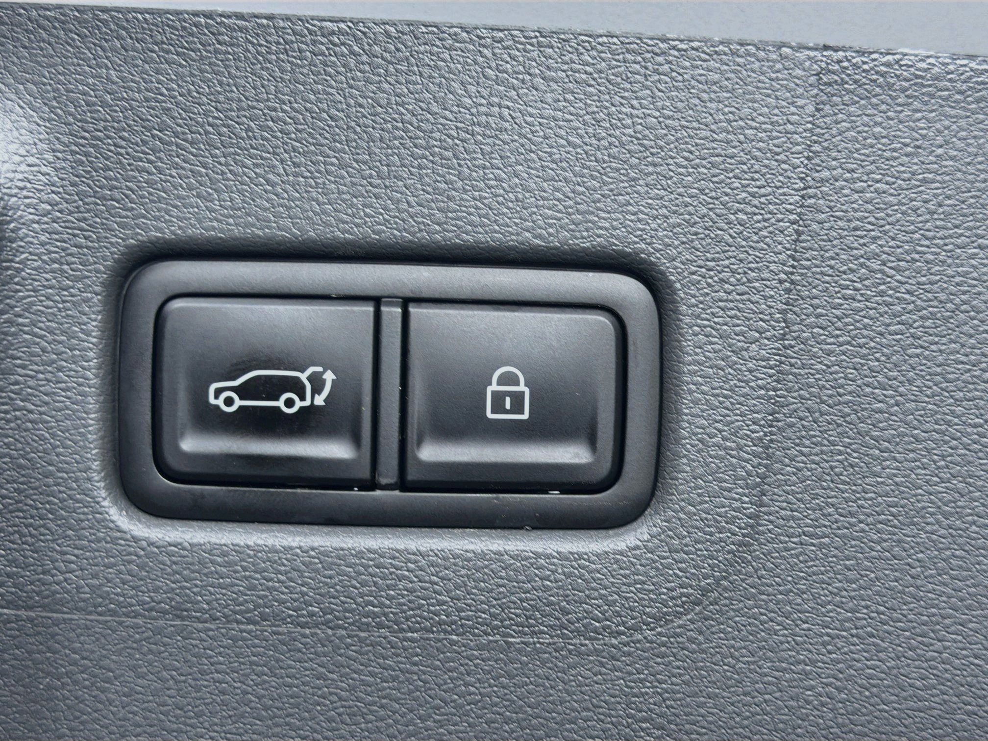 Used 2026 Hyundai Santa Fe SEL FWD image 28