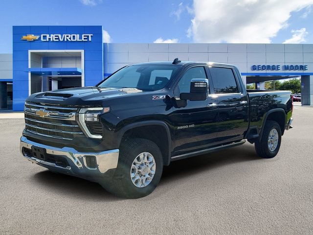 Certified 2025 Chevrolet Silverado 2500 LTZ w/ LTZ Convenience Package AWD/4WD image 2