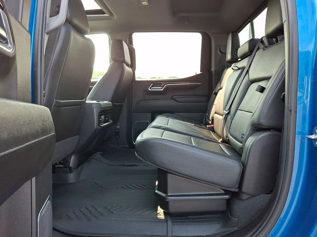 Used 2022 Chevrolet Silverado 1500 LT Trail Boss w/ LT Trail Boss Premium Package AWD/4WD image 13