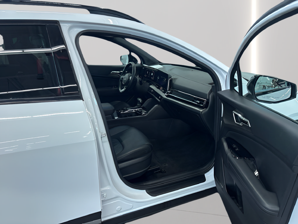 Certified 2023 Kia Sportage X-Line w/ X-Line Premium Package AWD/4WD image 16