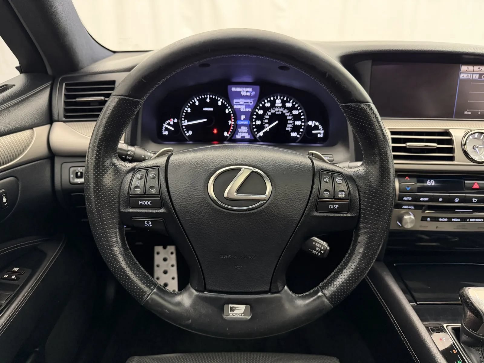 Used 2013 Lexus LS 460 AWD w/ F-Sport Pkg image 12