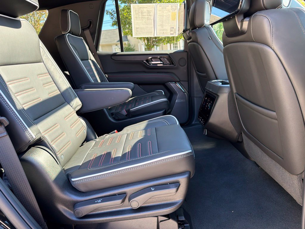 Used 2026 GMC Yukon AT4 Ultimate AWD/4WD image 32
