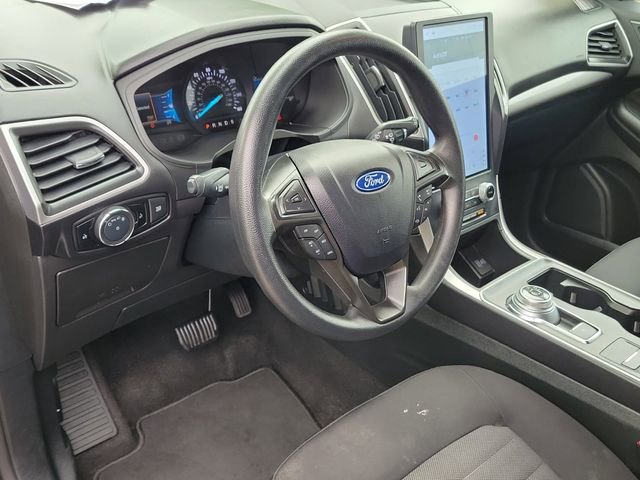 Used 2024 Ford Edge SE w/ Cargo Accessory Package AWD/4WD image 15