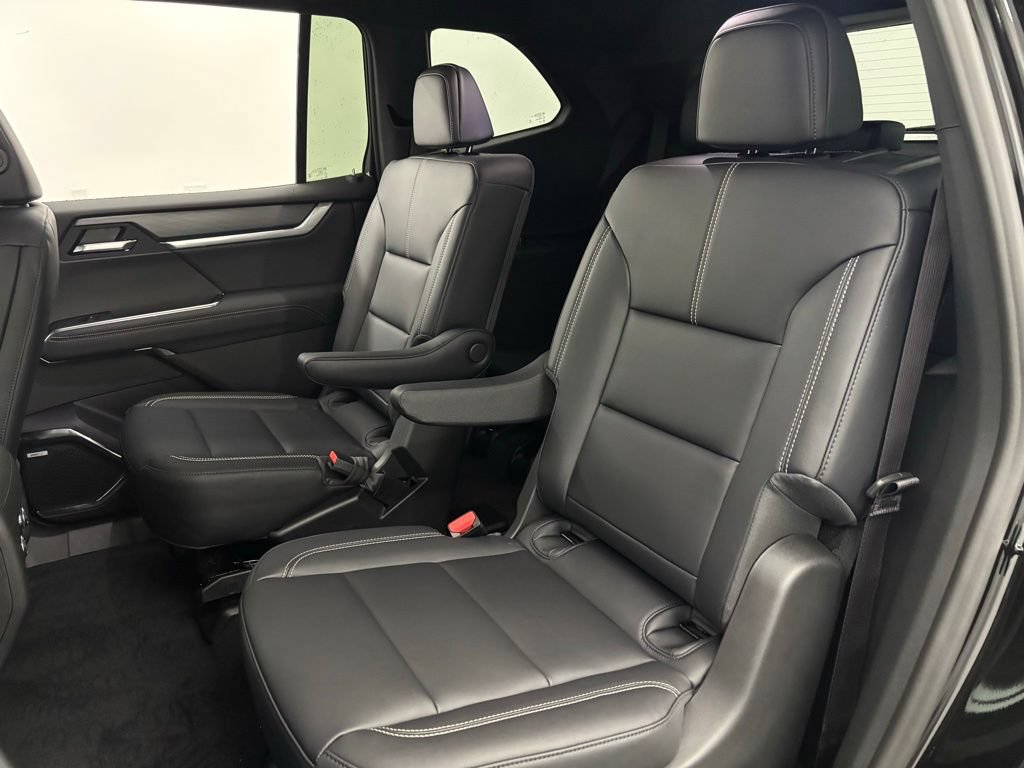 New 2026 GMC Acadia Elevation w/ Elevation Premium Package AWD/4WD image 43