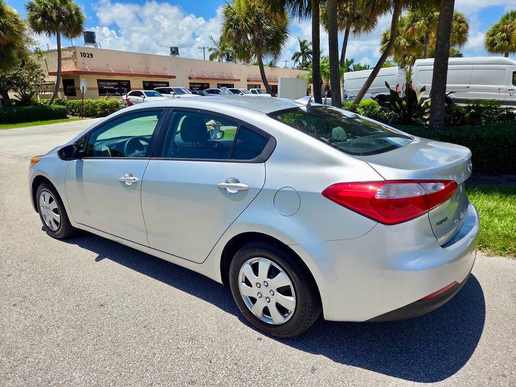 Used 2014 Kia Forte LX FWD image 8