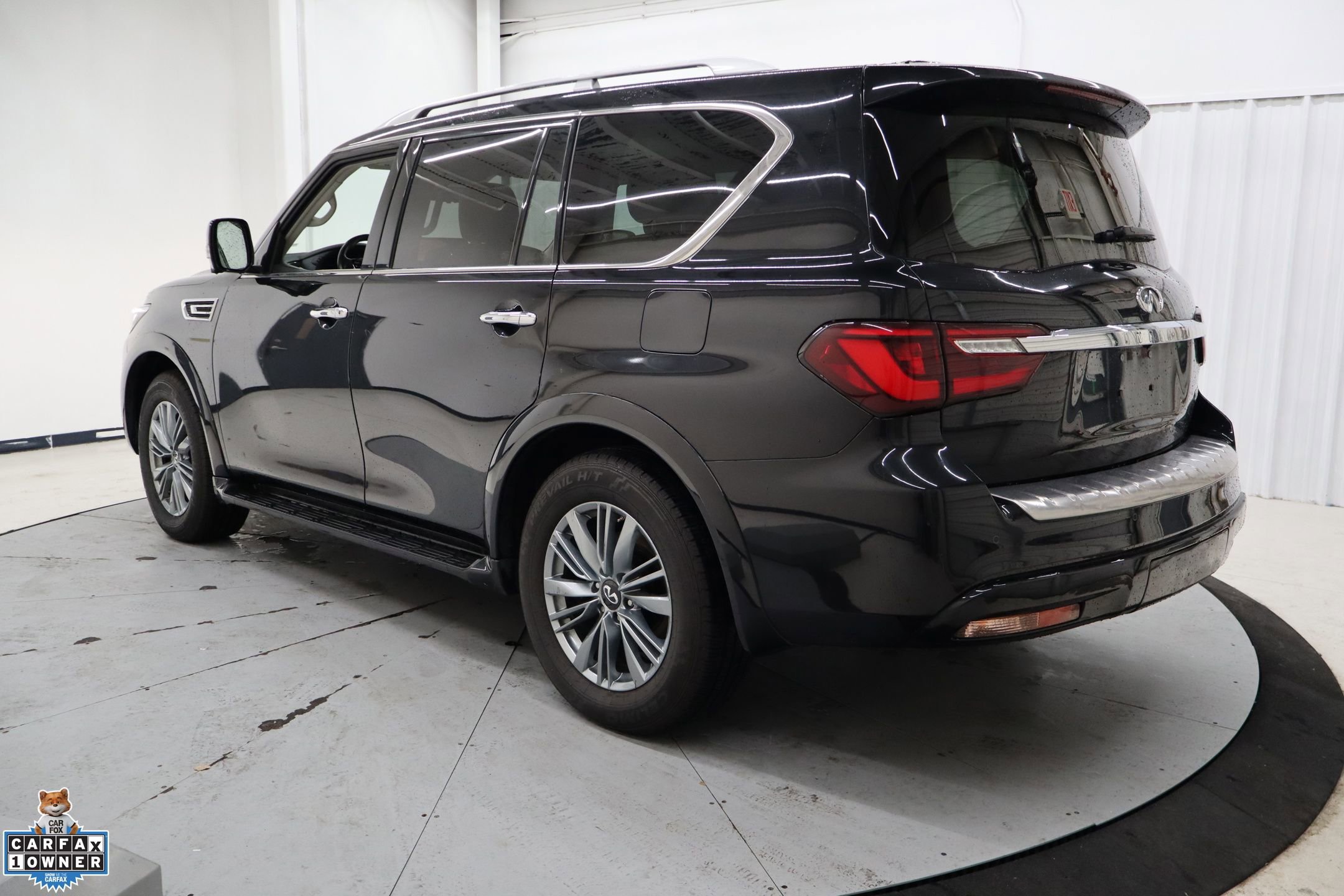 Used 2023 INFINITI QX80 Luxe w/ Cargo Package image 8