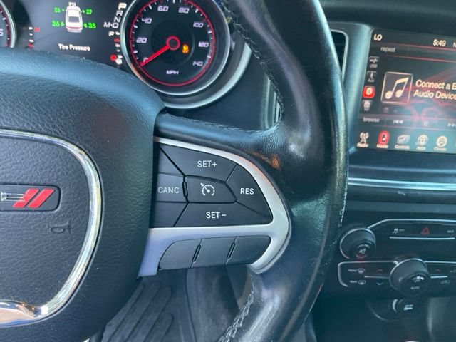 Used 2016 Dodge Charger SXT RWD image 12