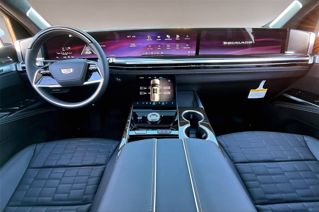 New 2026 Cadillac Escalade Platinum Sport image 5
