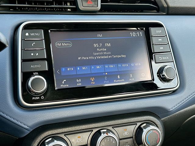 Used 2023 Nissan Versa SV image 13