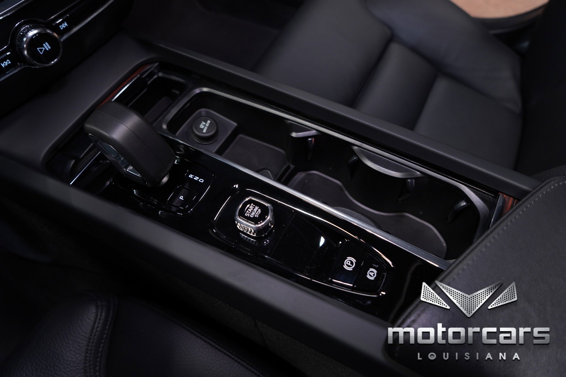 Used 2024 Volvo S60 B5 Ultimate image 40