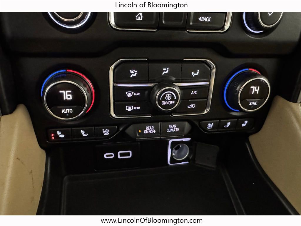 Used 2021 Chevrolet Suburban Premier w/ Premium Package image 59