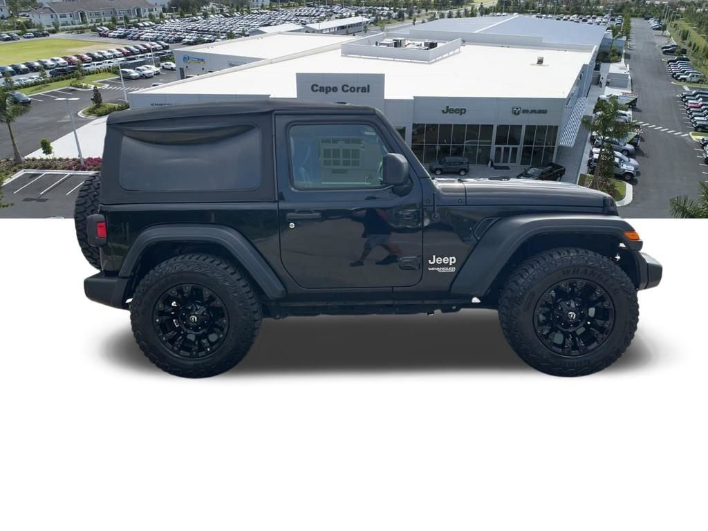 Certified 2018 Jeep Wrangler Sport AWD/4WD image 14