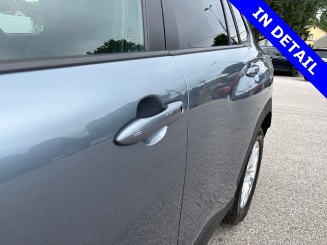 Used 2024 Toyota Corolla Cross LE AWD/4WD image 16