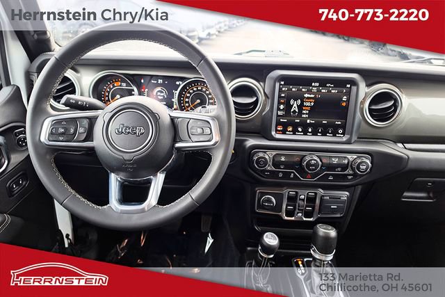 Used 2023 Jeep Wrangler Unlimited Sahara AWD/4WD image 6