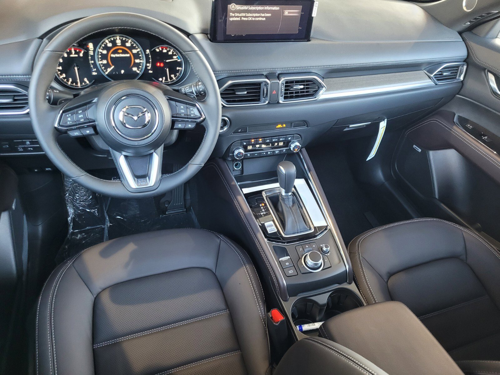 New 2025 MAZDA CX-5 Signature image 9