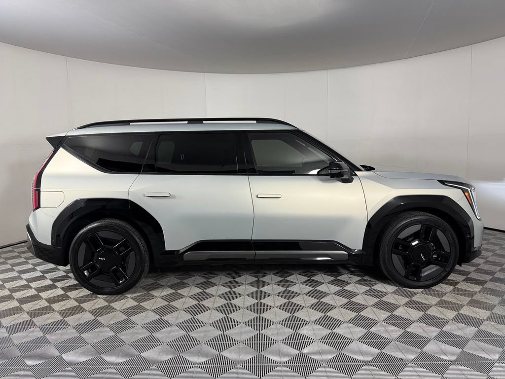 Used 2024 Kia EV9 GT-Line AWD/4WD image 5