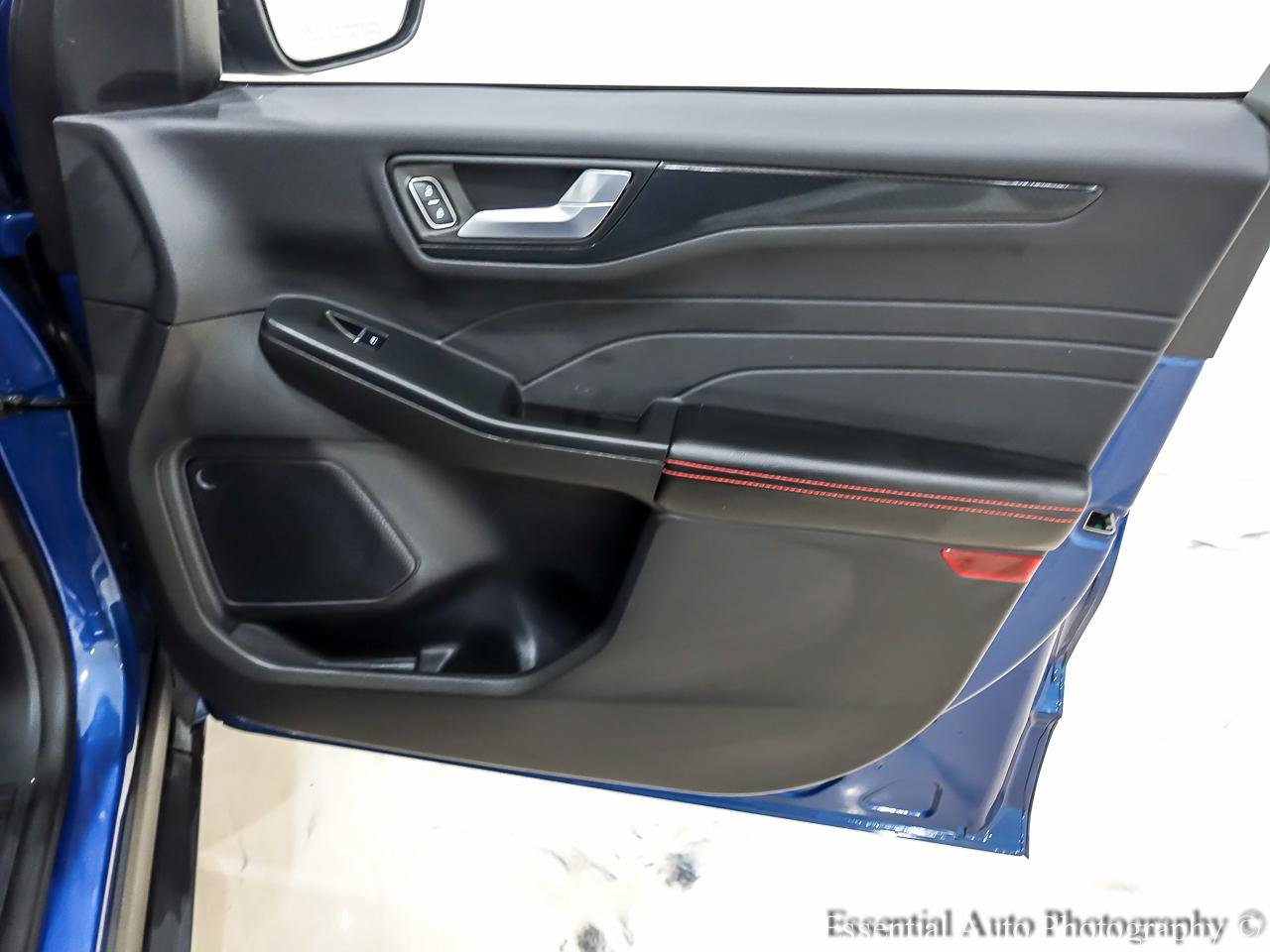 Used 2023 Ford Escape ST-Line w/ Tech Pack #1 image 31