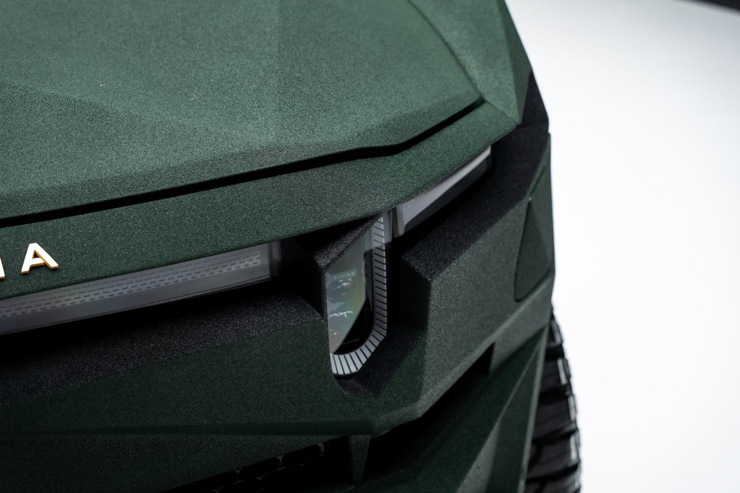 Used 2022 Rivian R1T Adventure image 10