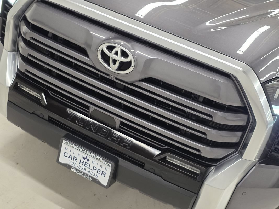 Used 2024 Toyota Tundra Limited AWD/4WD image 40
