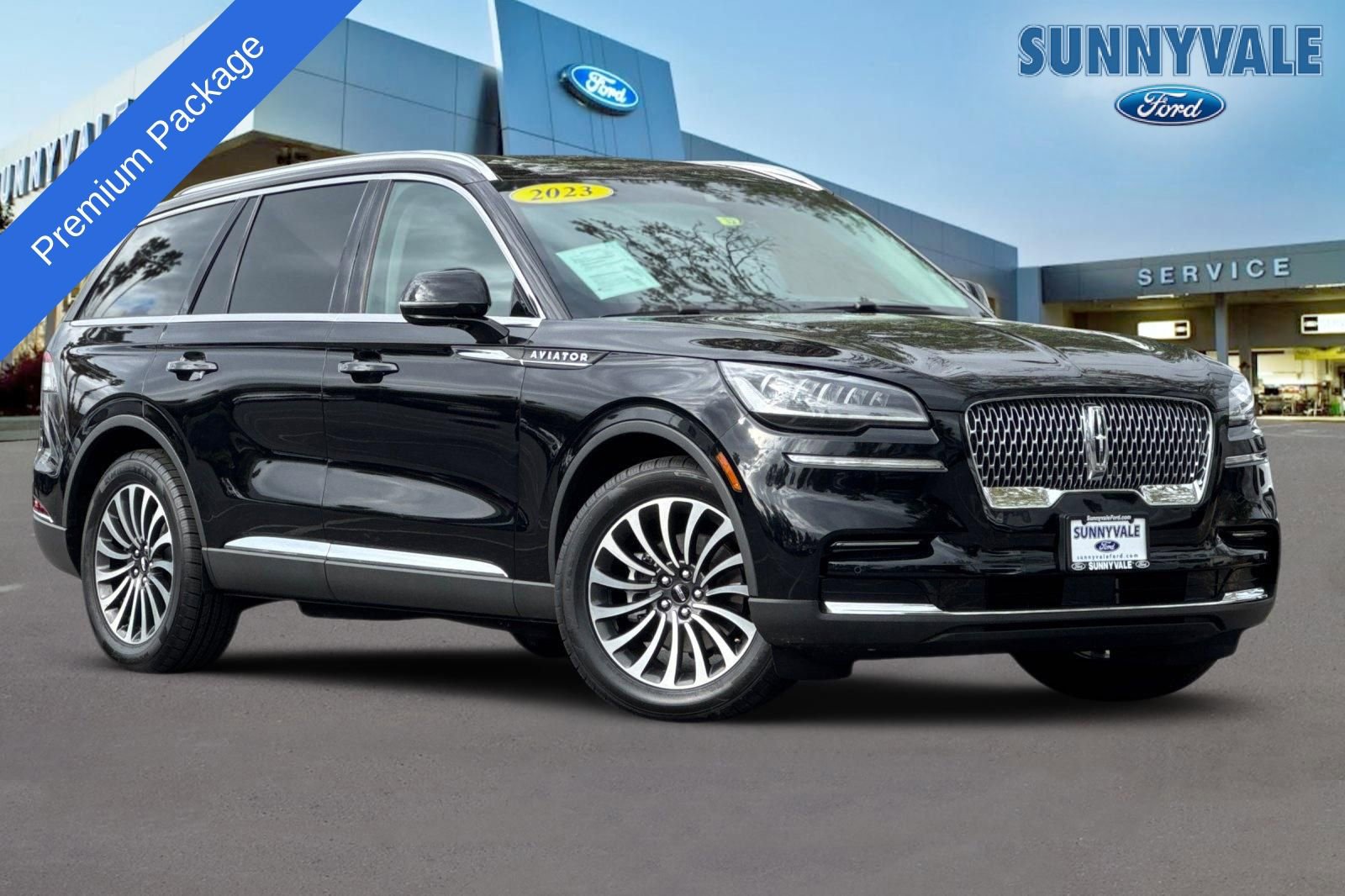 Used 2023 Lincoln Aviator w/ Premium Package