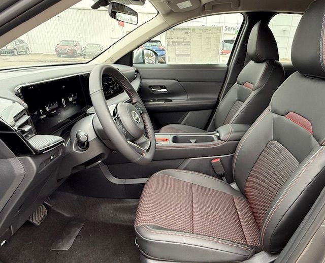 New 2026 Nissan Kicks SR w/ Cold Weather Package AWD/4WD image 11