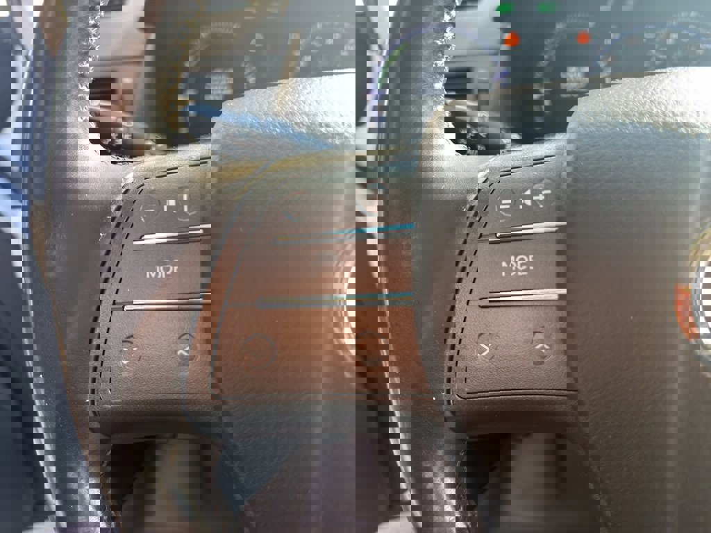 Used 2010 Lexus HS 250h Premium image 23