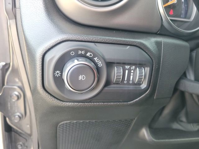 Used 2022 Jeep Wrangler Unlimited Sport image 21