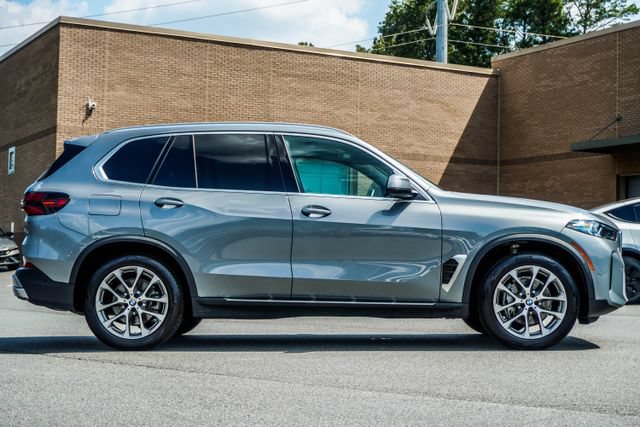 Used 2026 BMW X5 xDrive40i AWD/4WD image 6