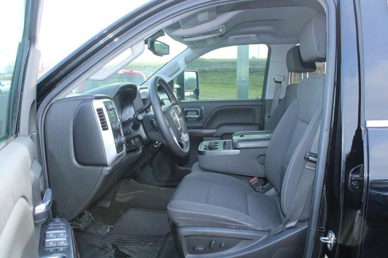 Used 2018 GMC Sierra 2500 SLE w/ HD SLE Preferred Plus Package image 9