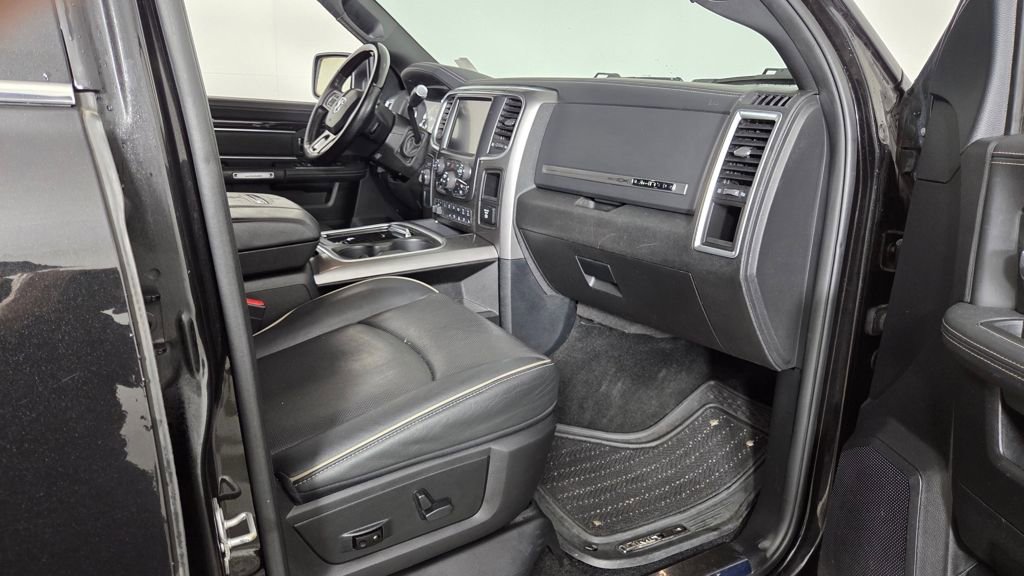Used 2017 RAM 2500 Limited image 33