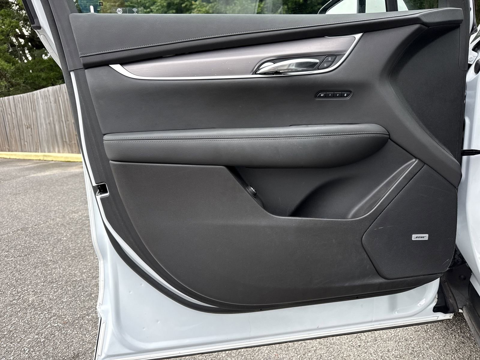 Used 2024 Cadillac XT6 Luxury FWD image 17