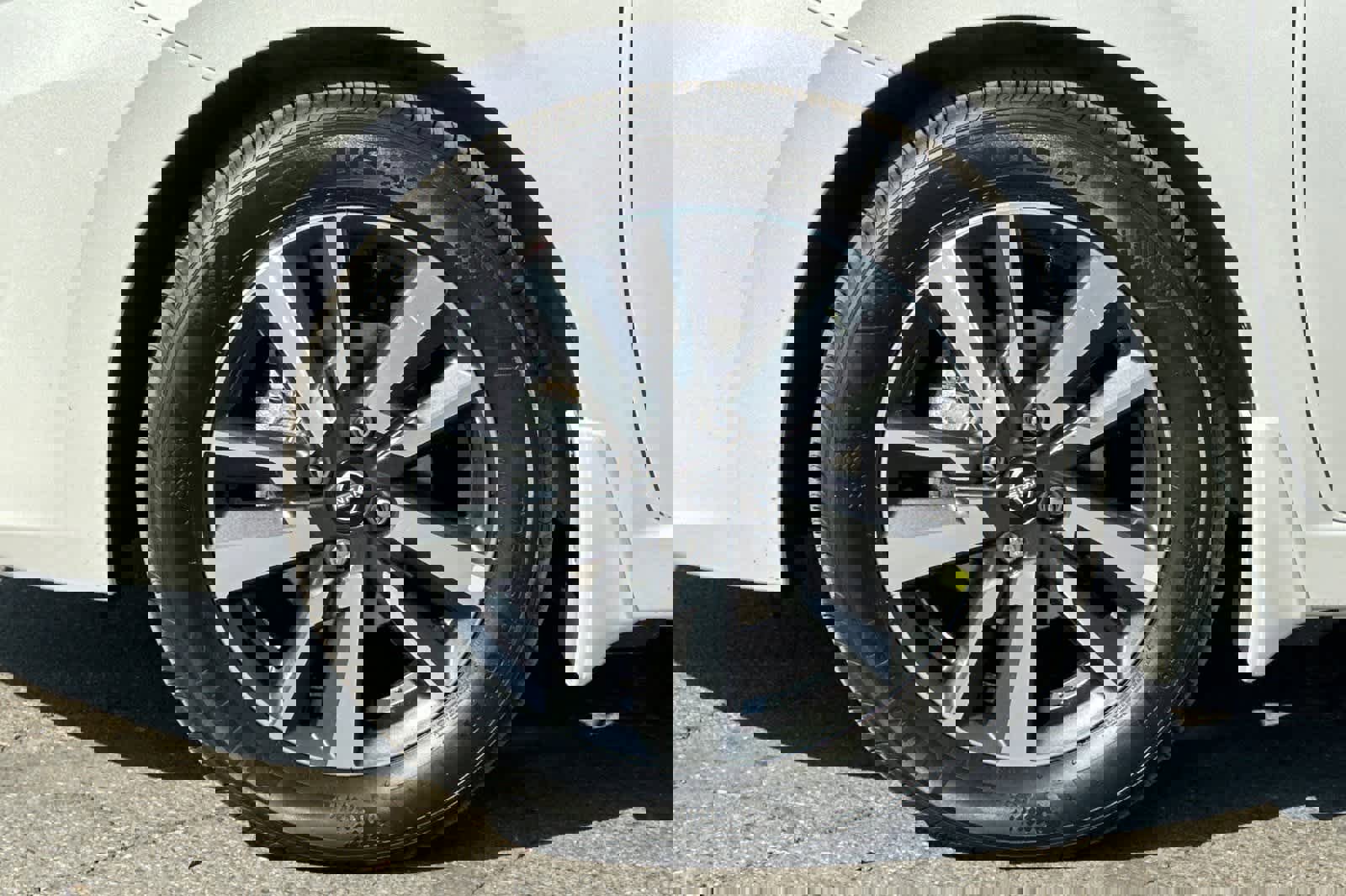 New 2025 Nissan Versa SV image 25